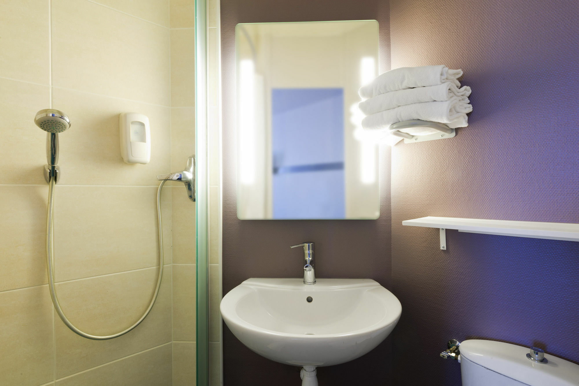 B&B Hotel Lorient Caudan Buitenkant foto